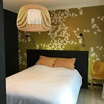 La Du Lys Toulouse Occitanie Piscine & Golf Seilh