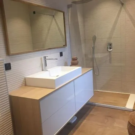 La Du Lys Toulouse Occitanie Piscine & Golf