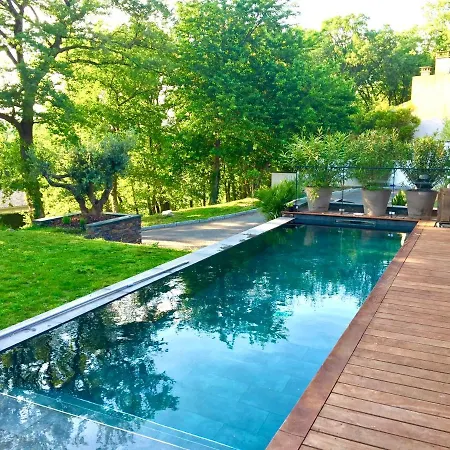 La Du Lys Toulouse Occitanie Piscine & Golf *