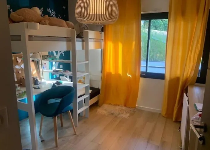 La Du Lys Toulouse Occitanie Piscine & Golf Seilh