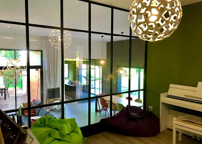 La Du Lys Toulouse Occitanie Piscine&golf