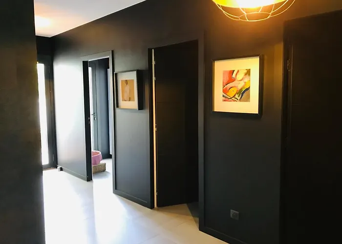 La Du Lys Toulouse Occitanie Piscine & Golf Seilh