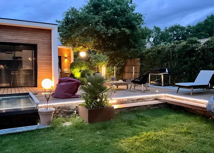 La Du Lys Toulouse Occitanie Piscine & Golf